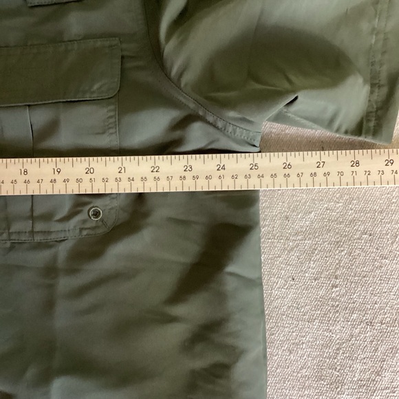 Mens Short/SL Shirt Sz. Lrg  Big/Tall NWOT Dark Green Camping Shirt - Picture 7 of 7